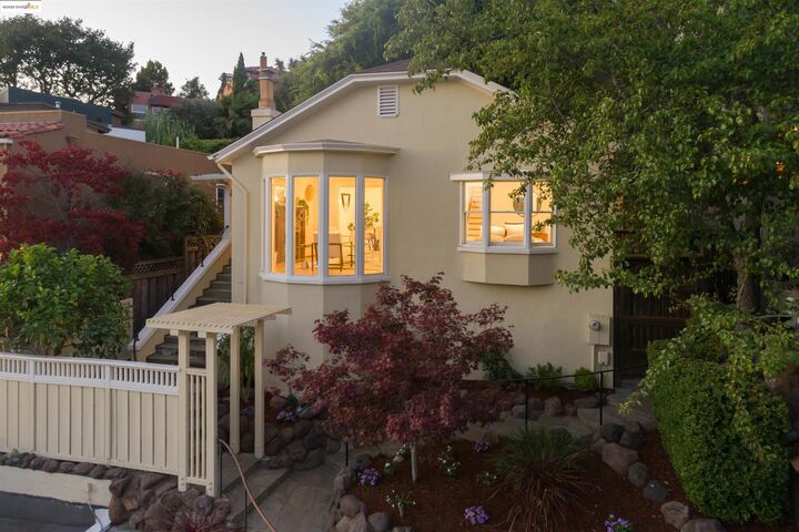 Property Photo:  6314 Broadway Ter  CA 94618 