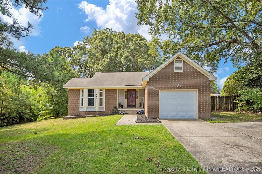 Property Photo:  6853 Woodmark Drive  NC 28314 
