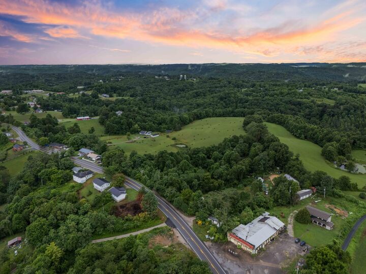Property Photo:  101 Steele Lane  KY 40447 