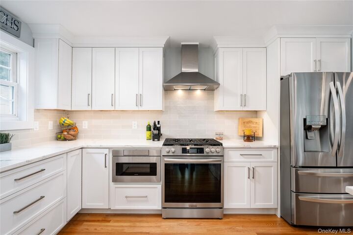 Property Photo:  22 Babylon Drive  NY 11789