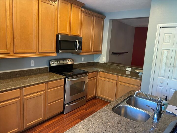 Property Photo: 9719 Biscotti Avenue FL 32829