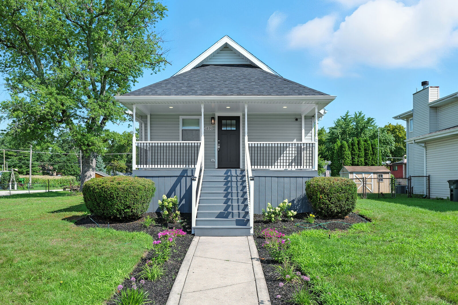 Property Photo:  1890 182nd Place  IL 60438 