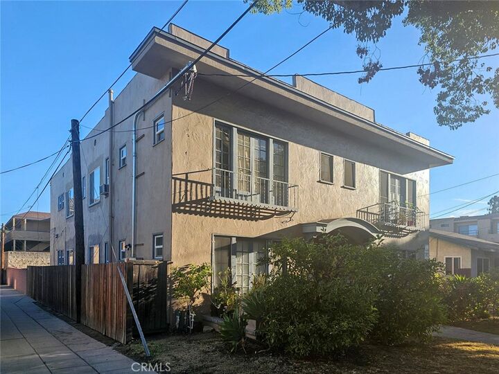 Property Photo: 1134 E Chestnut Street CA 91205