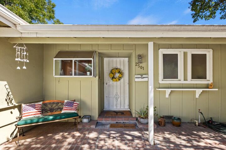 Property Photo:  2501 Los Feliz Way  CA 95608 