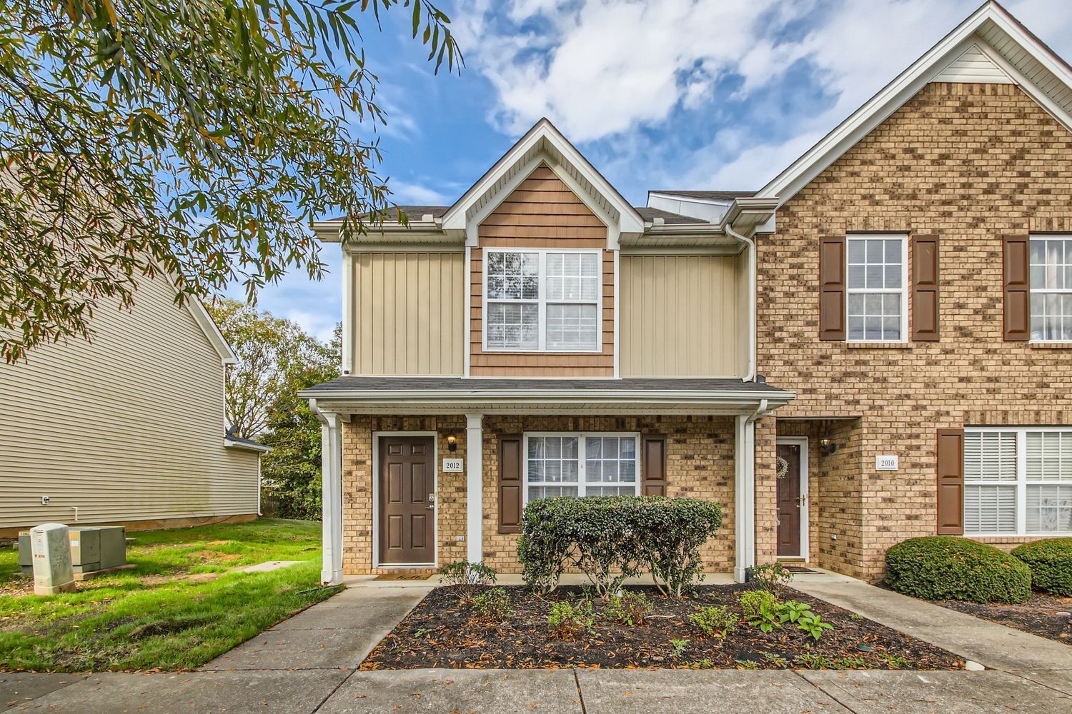 Property Photo: 2012 Victory Gallop Ln TN 37128