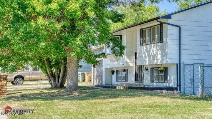 Property Photo: 102 Overland Trl - WY 82716