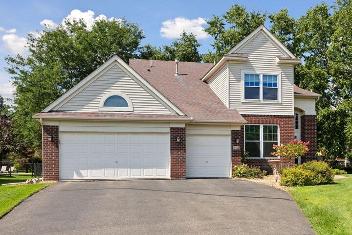 Property Photo:  9421 Tyne Lane  MN 55077 