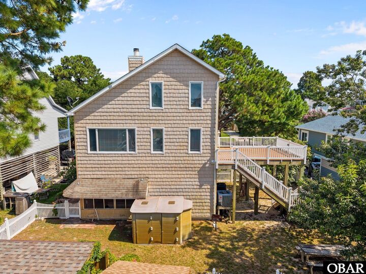 Property Photo:  112 Eagle Drive  NC 27948-9126 