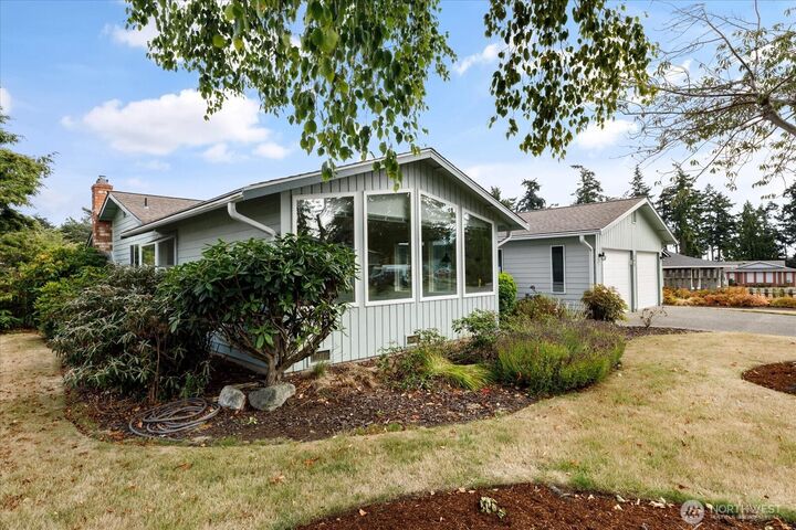 Property Photo:  352 NW Fairhaven  WA 98277 