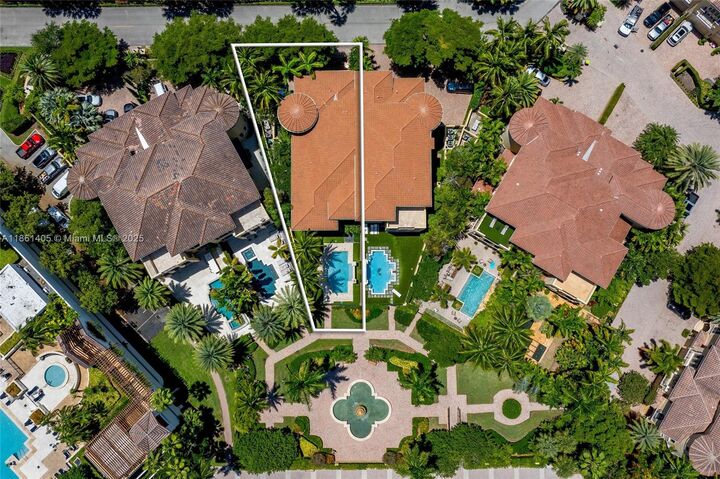 Property Photo: 1504 Island Blvd FL 33160