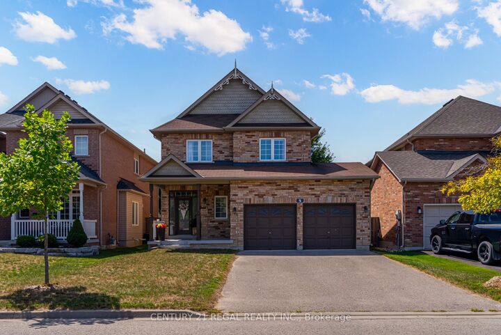 4 Hayfield Avenue  Uxbridge ON L9P 0A2 photo