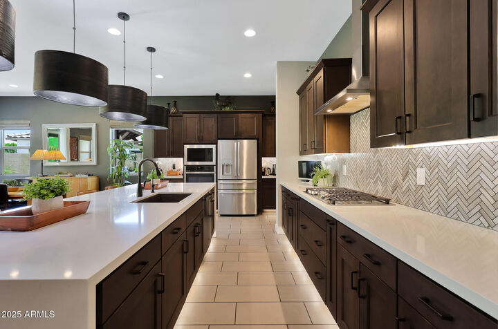 Property Photo:  2028 E Chama Drive  AZ 85024 