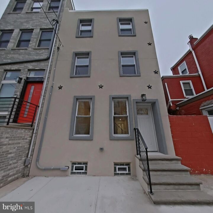 1307 N Randolph Street  Philadelphia PA 19122 photo