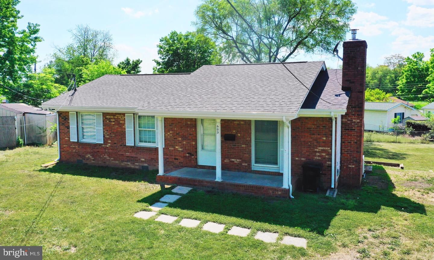 Property Photo: 605 Opequon Court VA 22601