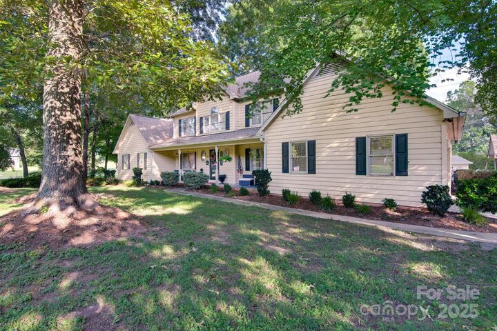 Property Photo: 103 Chateau Drive NC 28056