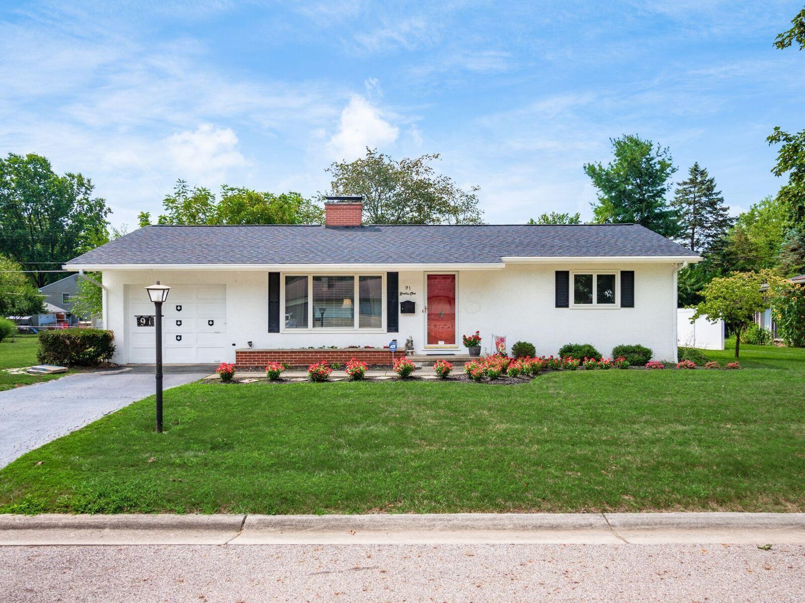 Property Photo: 91 Beaty Street OH 43110