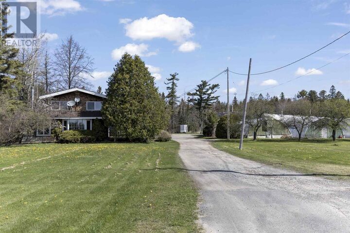 Property Photo:  8450 Highway 17  ON P0R 1C0 