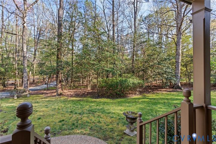 Property Photo: 8407 Knollwood Court VA 23116