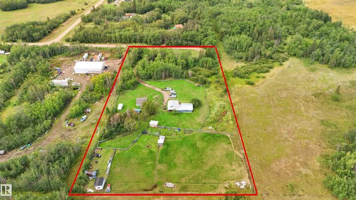 Property Photo: 19, 23422 Twp Rd 582 AB T0G 1L2