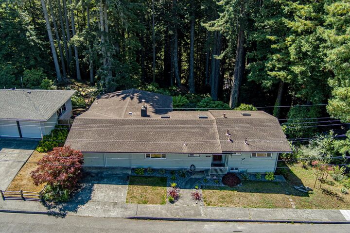 Property Photo:  1220 Vista Drive  CA 95503 