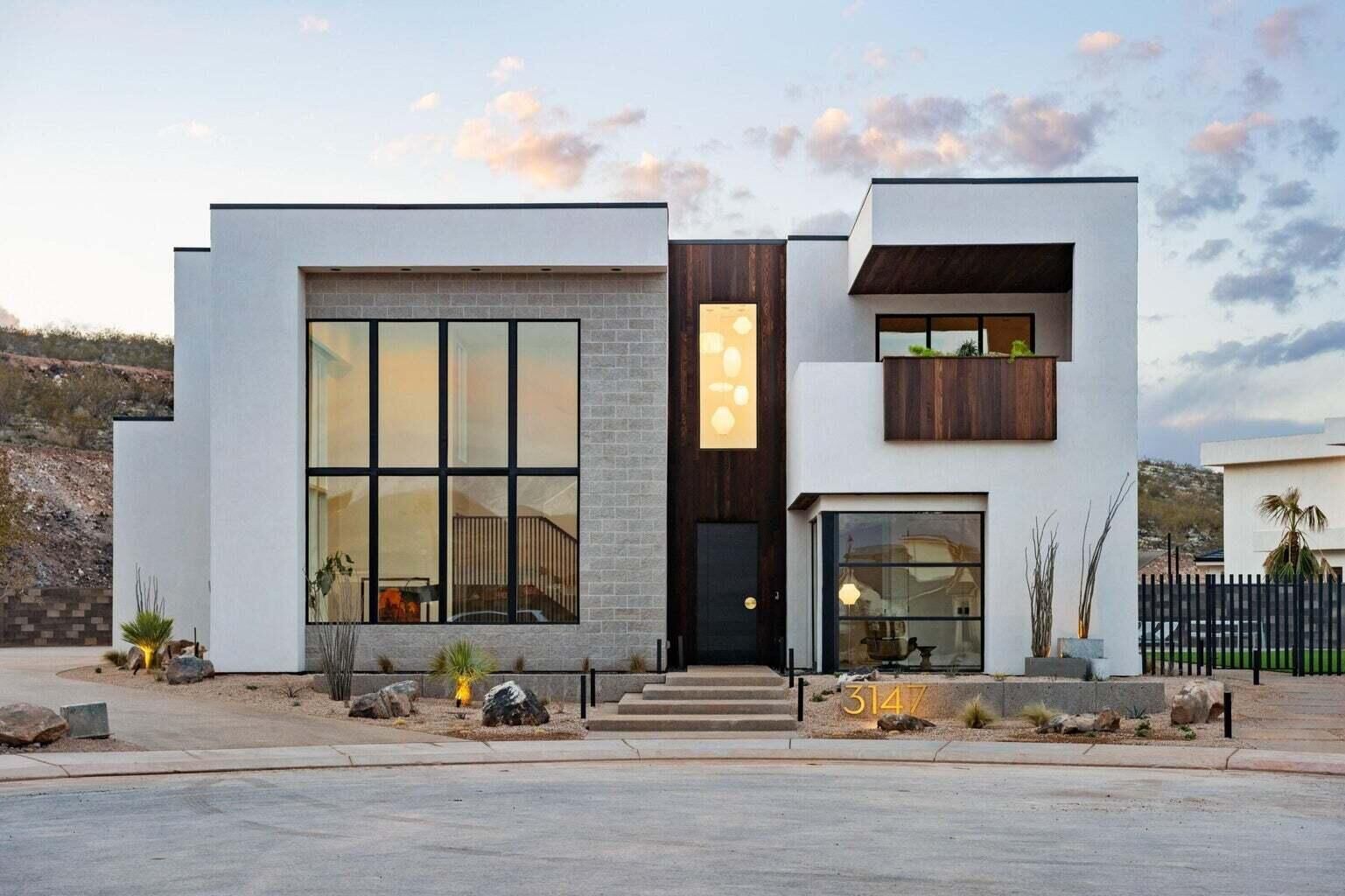 Property Photo: 3147 S Mesa Verde Cir UT 84737