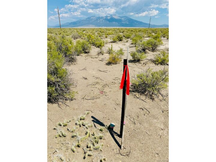 Property Photo:  38 County Road 8 S  CO 81101 