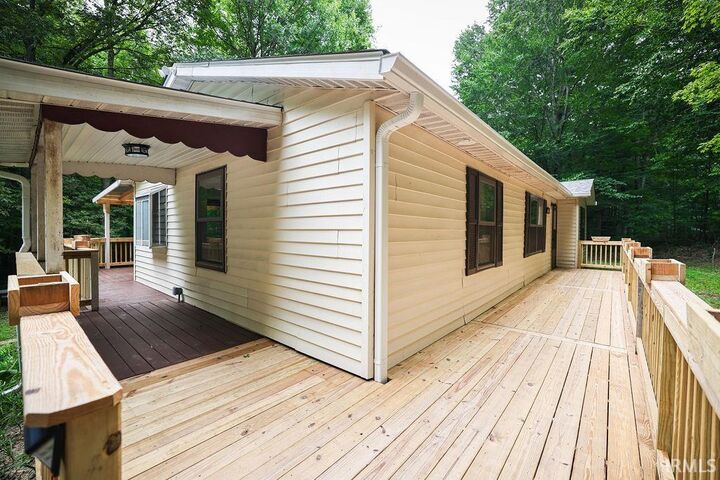 Property Photo: 3896 E Dora Road IN 47408