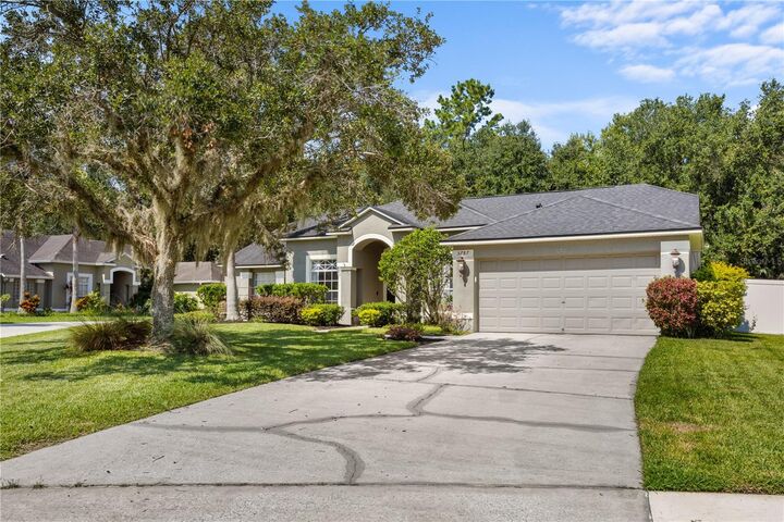 Property Photo:  5787 Autumn Chase Circle  FL 32773 