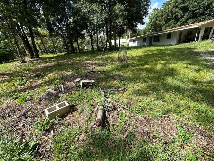 Property Photo: 506 N Lake Pleasant Road FL 32712