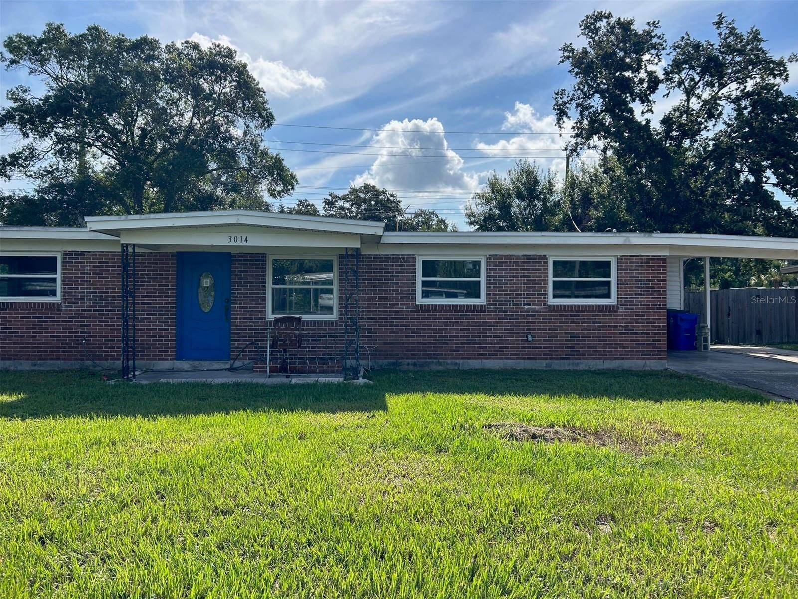 Property Photo: 3014 Pinedale Avenue FL 33803