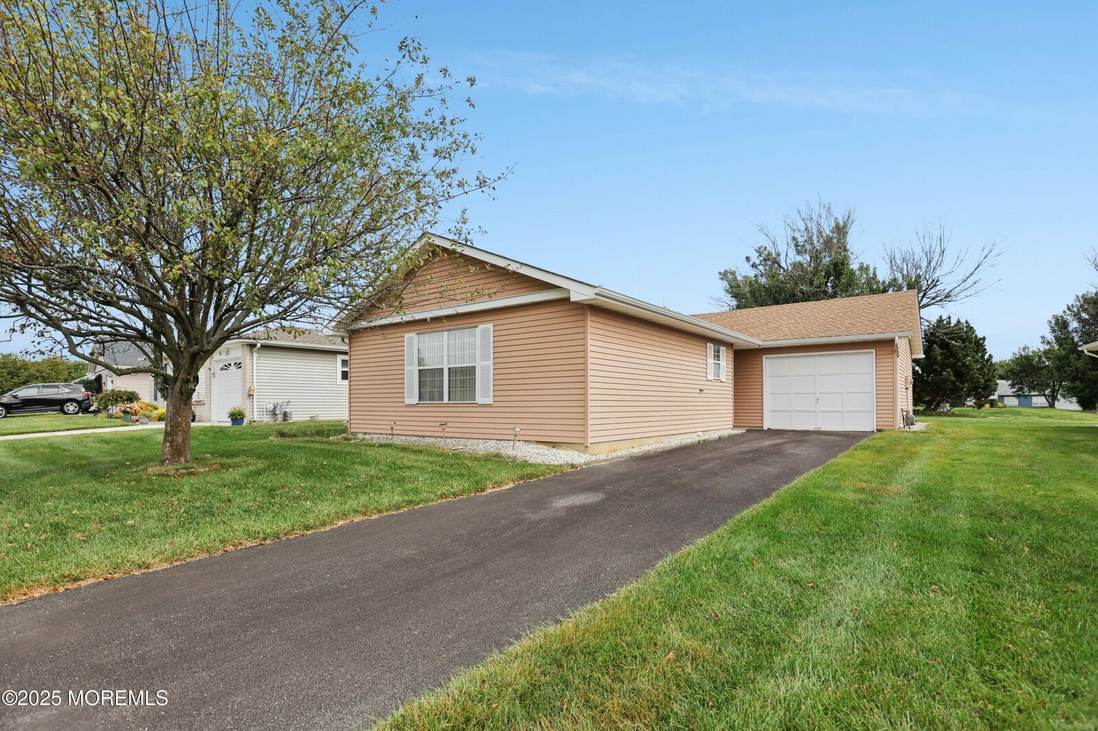 Property Photo: 14 Mansfield Drive NJ 08724