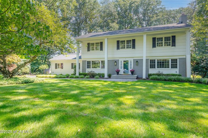 6 Blue Hills Drive  Holmdel NJ 07733 photo