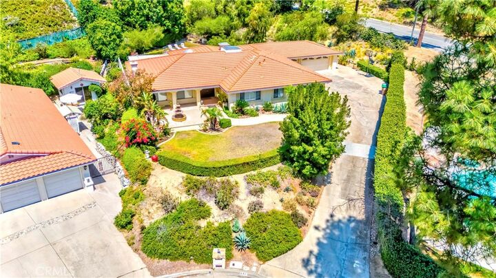 Property Photo: 671 W Napa Court CA 91711
