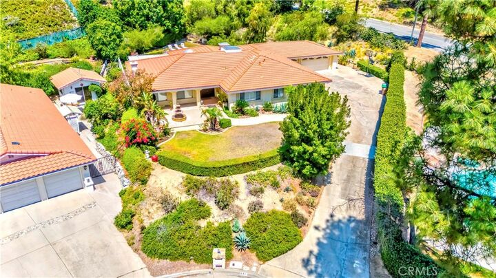 Property Photo: 671 W Napa Court CA 91711
