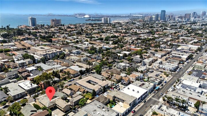 Property Photo:  2135 E Florida Street 7  CA 90814 