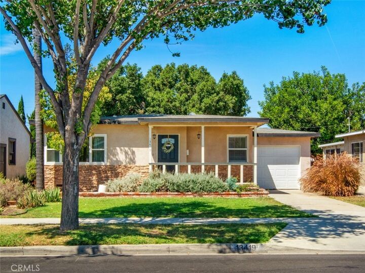 13419 Stanbridge Avenue  Bellflower CA 90706 photo