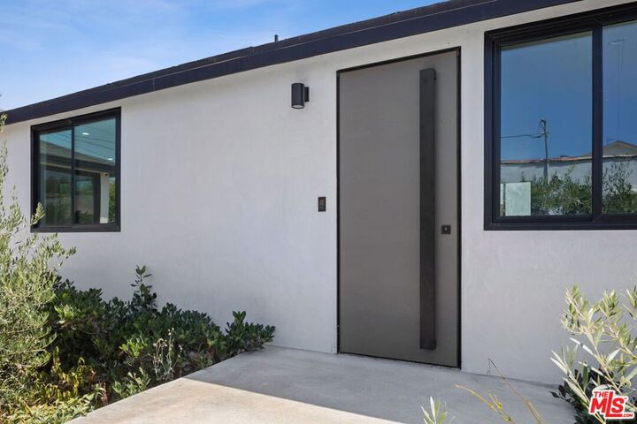 Property Photo:  3940 Huron Avenue  CA 90232 