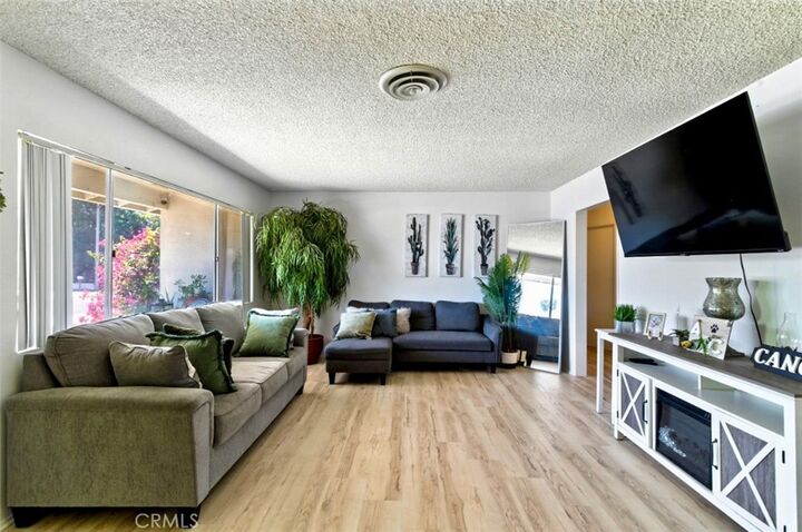 Property Photo: 1226 Val Verde Drive CA 92543