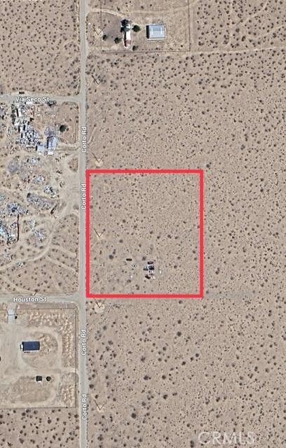 Property Photo:  264 Corto Rd  CA 92308 