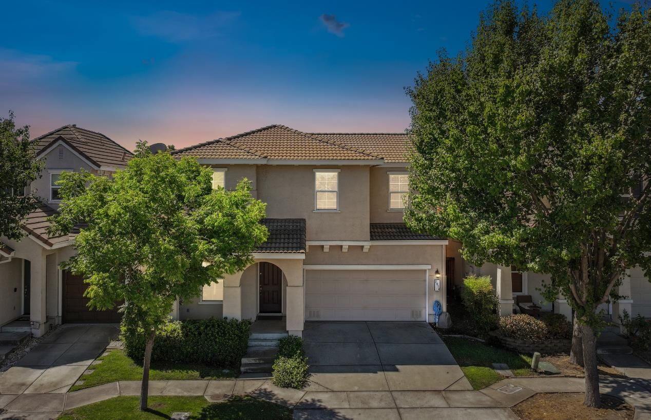 Property Photo: 2814 Karitsa Avenue CA 95833