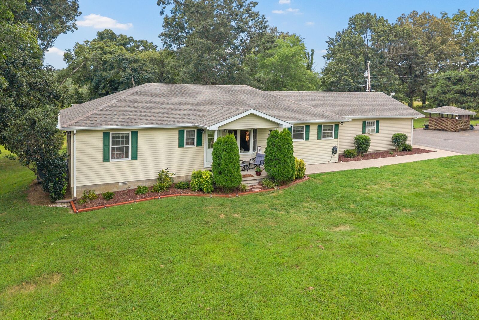 Property Photo:  7270 Greenville Rd  KY 42240 