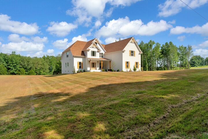 Property Photo: 1065 Gholson Rd TN 37043