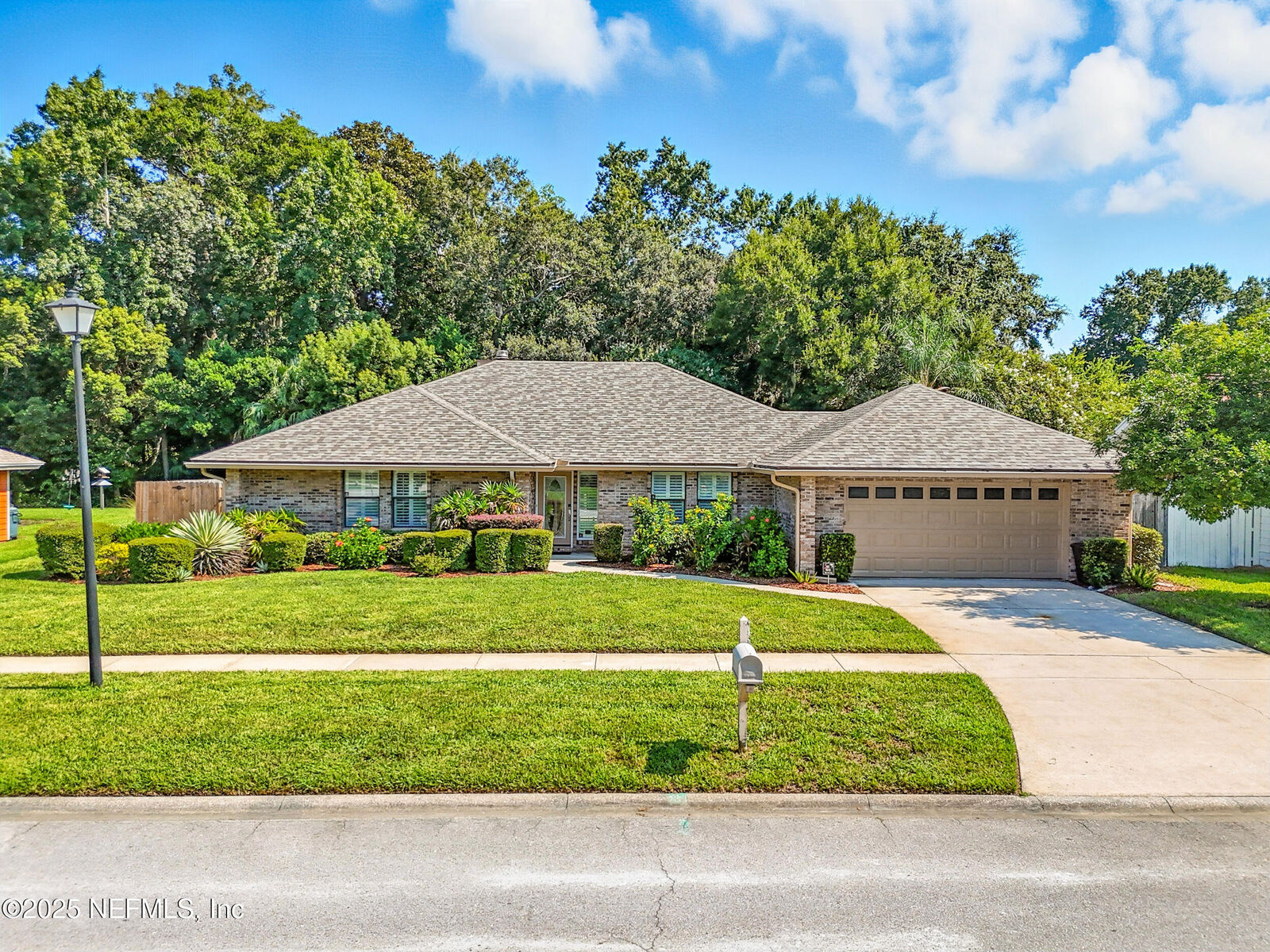 Property Photo:  4531 Barrington Oaks Drive  FL 32257 