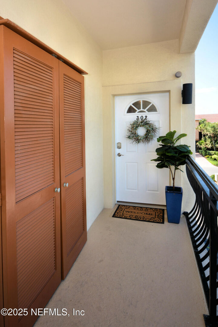 Property Photo: 922 1st Street S 302 FL 32250