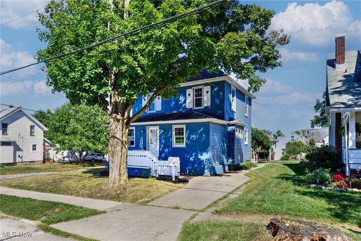 Property Photo: 203 Hager Street OH 44425