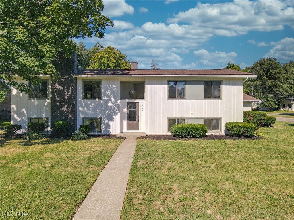 Property Photo: 360 Marviel Drive OH 44333
