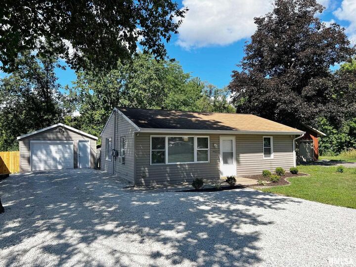 Property Photo: 4425 N Carola Court IL 61614