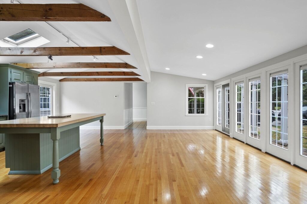 Property Photo:  290 Beaver Dam Rd  MA 02066 
