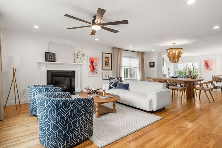 Property Photo:  54 Villa Ave 2  MA 02152 