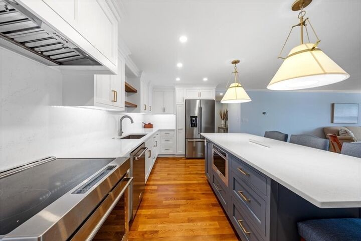 Property Photo:  2001 Marina Dr 608  MA 02171 